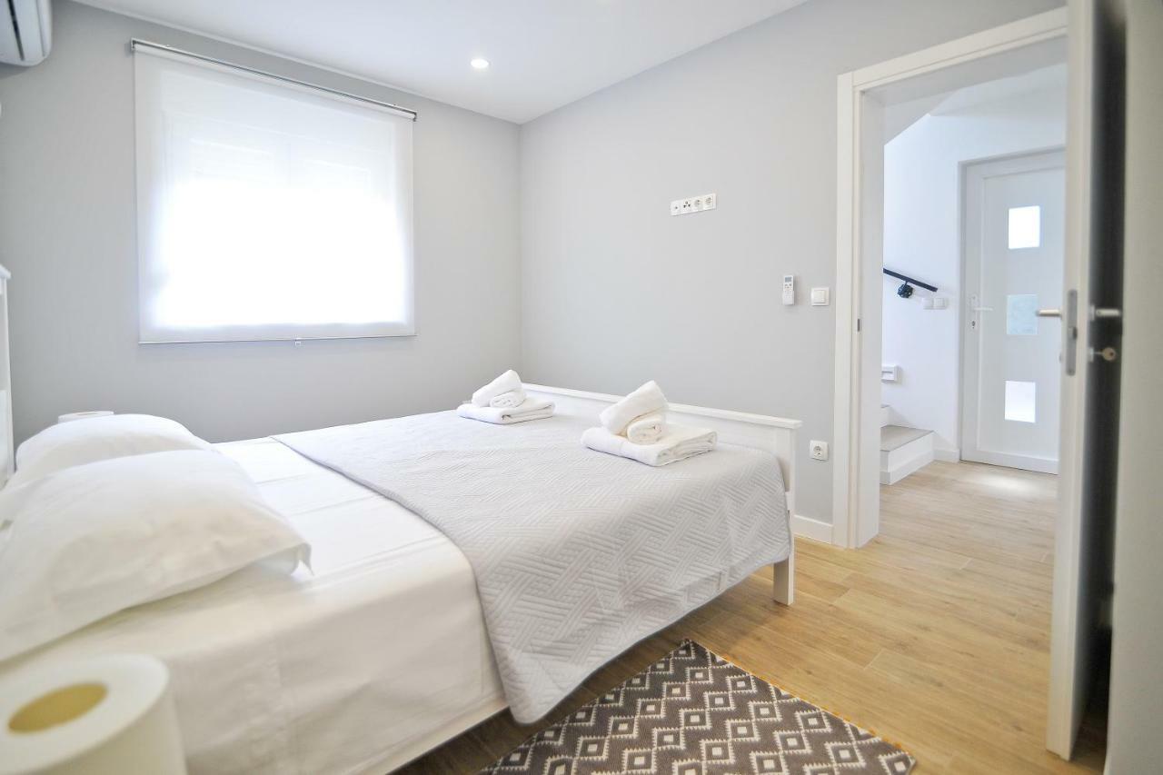 Modern Apartment Vitrenjak Zára Kültér fotó
